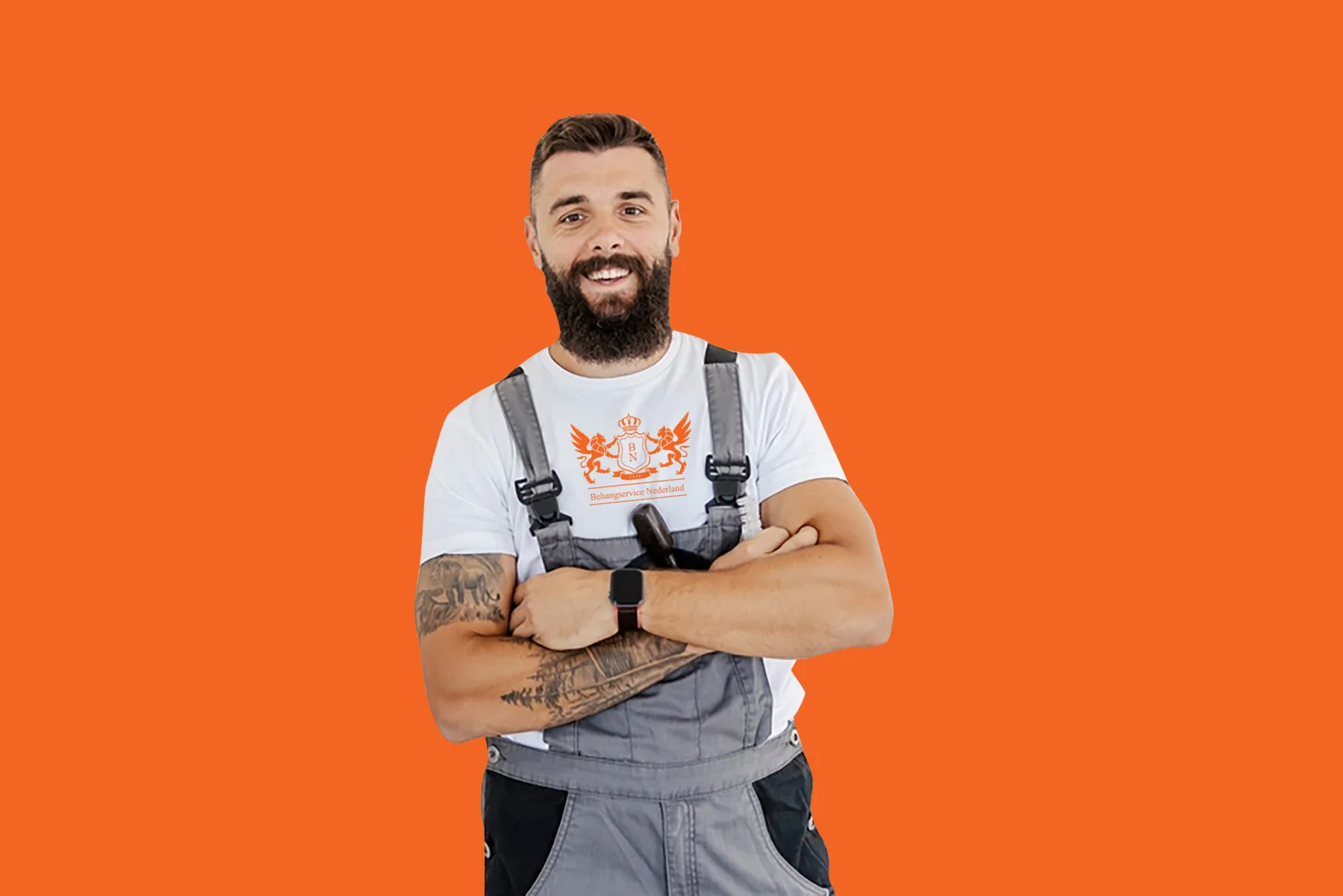 Dit is Jan onze renovlies behanger in Delft die bekend staat om zijn strakke werk.